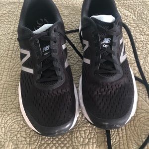 New Balance 680v6 Running Shoes